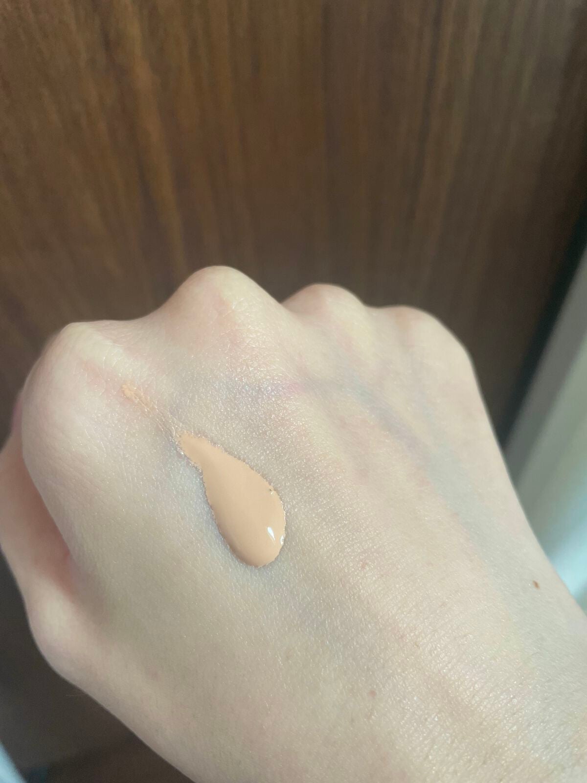 ミネラルフレッシュスキンリキッド/エトヴォス/リキッドファンデーションを使ったクチコミ(2枚目)