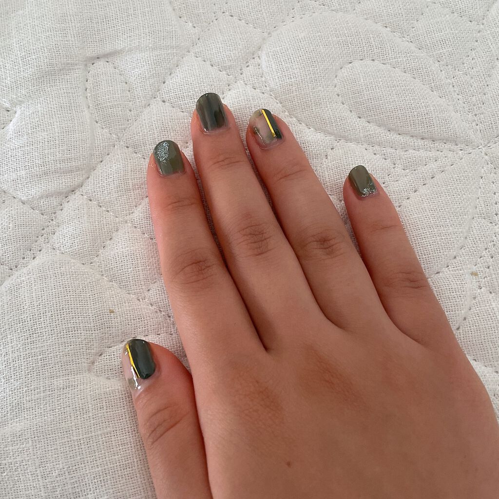 カラフルネイルズ/キャンメイク/マニキュアを使ったクチコミ（3枚目）