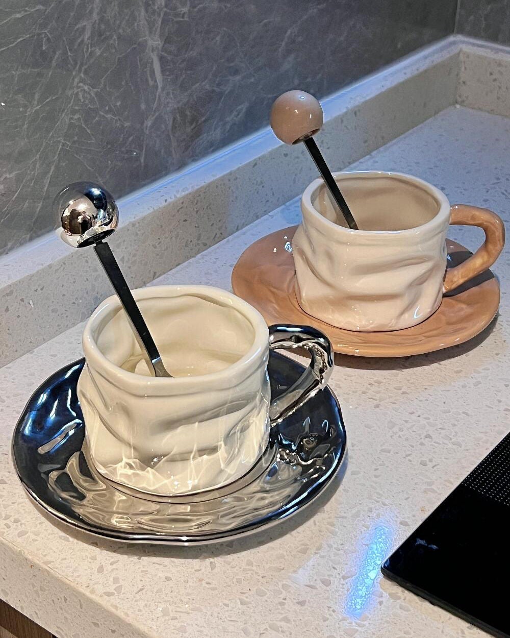 伊藤 ミオ on LIPS 「(第4弾)新居への引っ越し後100個目の宅配便:私の新しいコー..」(3枚目)