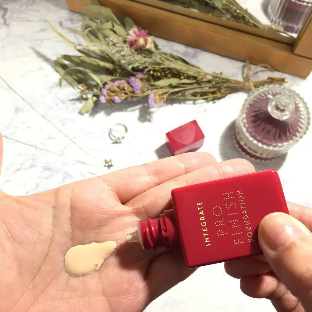 プロフィニッシュリキッド/インテグレート/リキッドファンデーションを使ったクチコミ（3枚目）