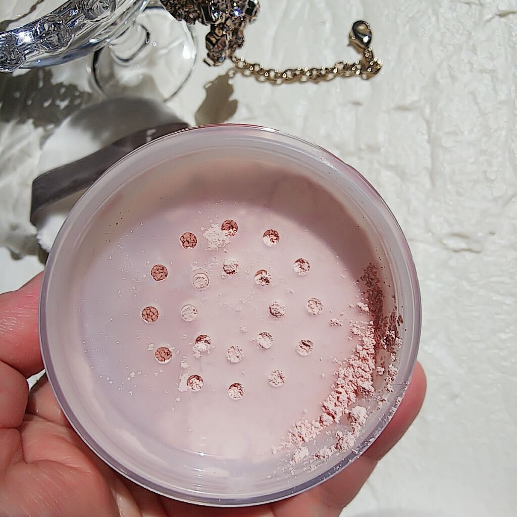 オーガニックフェイスパウダーUV/アクア・アクア/ルースパウダーを使ったクチコミ(2枚目)
