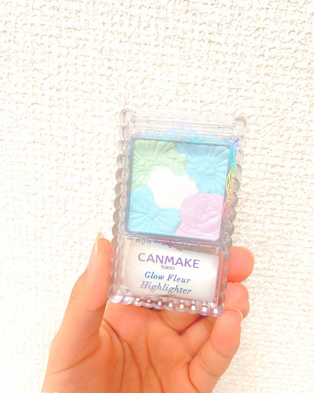 ともみ on LIPS 「キャンメイクグロウフルールハイライターツヤ感出るし、ブラシがふ..」(1枚目)