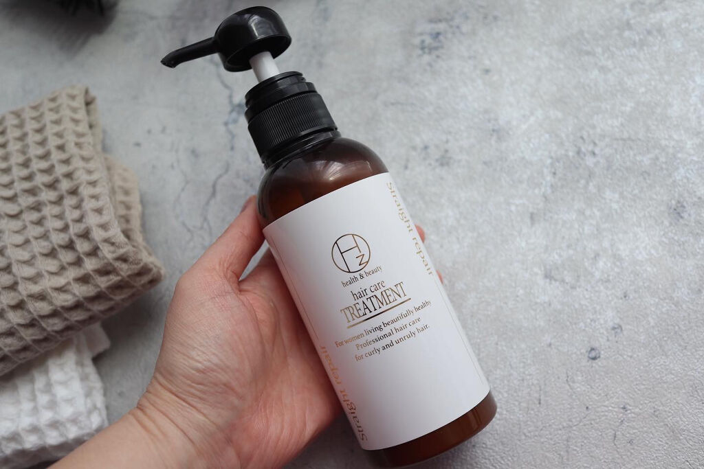 試してみた】ストレートリペアシャンプー／トリートメント Hz(ハーズ