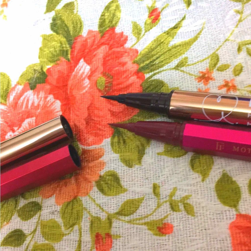 モテライナー リキッド/UZU BY FLOWFUSHI/リキッドアイライナーを使ったクチコミ（2枚目）