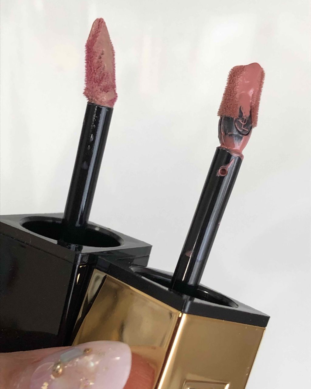 ルージュ ピュールクチュール ヴェルニ ヴィニルクリーム/YVES SAINT LAURENT BEAUTE/口紅を使ったクチコミ(3枚目)