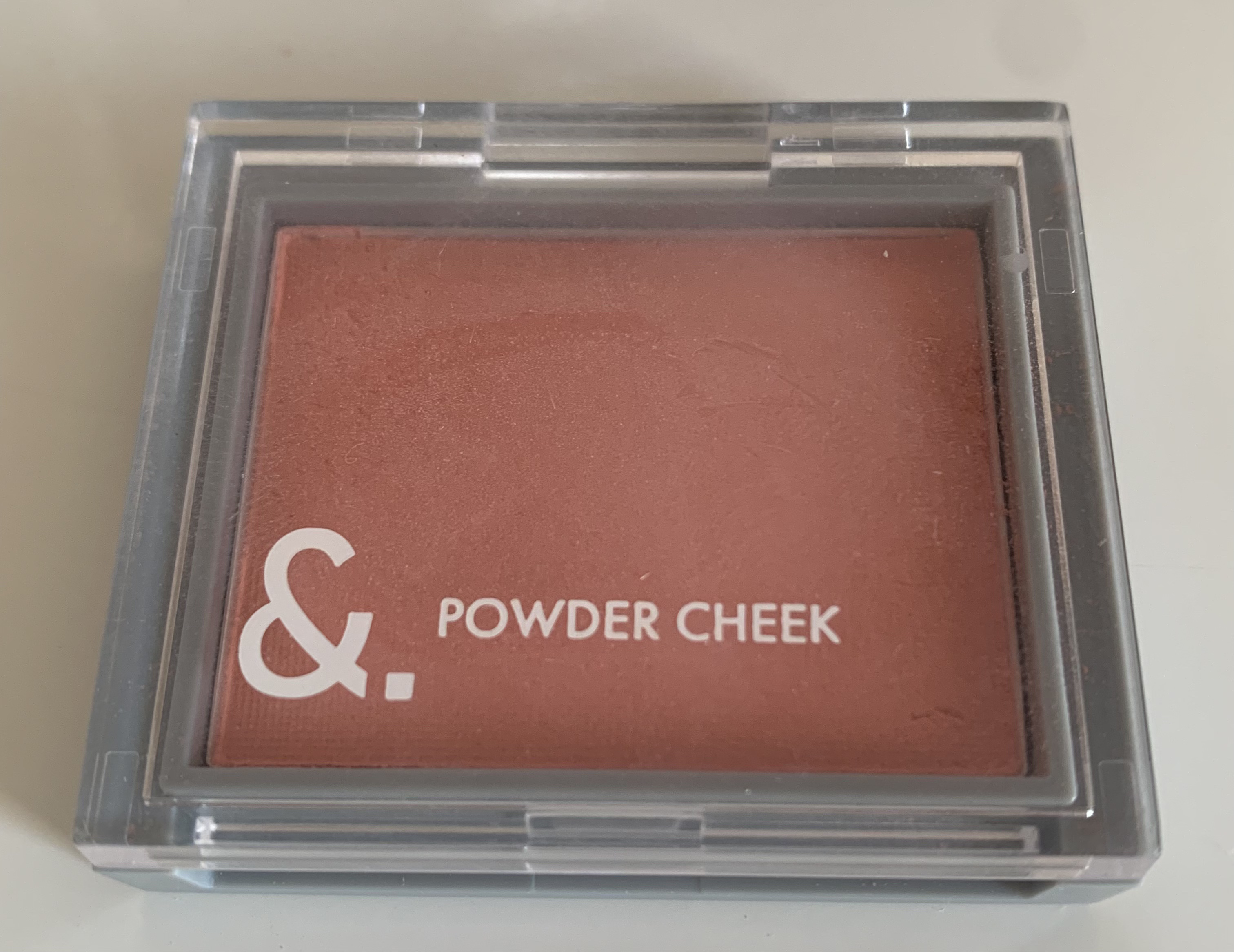 ＆．パウダーチーク シルキーアプリコット/DAISO/パウダーチークを使ったクチコミ（1枚目）