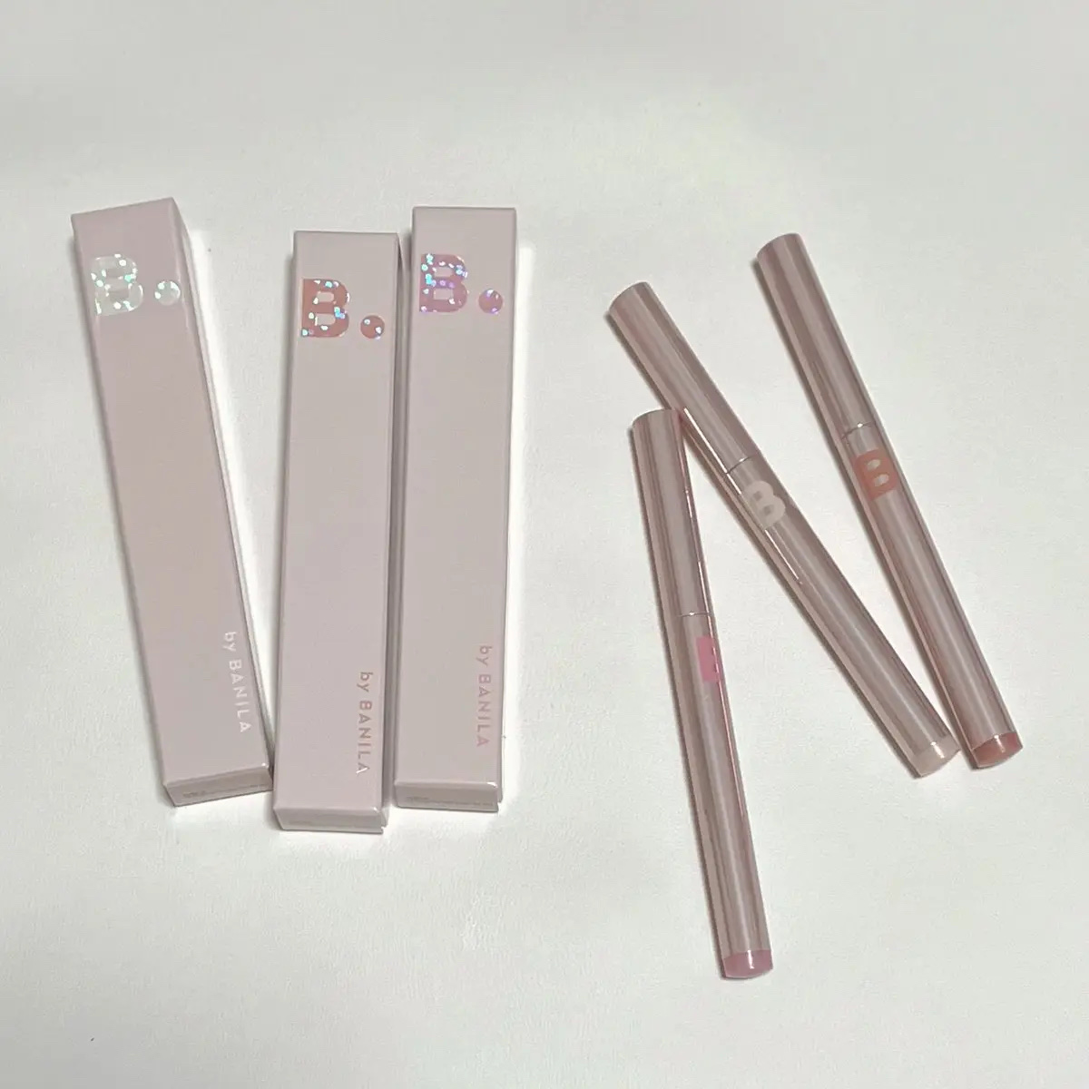 ムードオンアイカラースティック/BANILA CO/スティックアイシャドウを使ったクチコミ（1枚目）