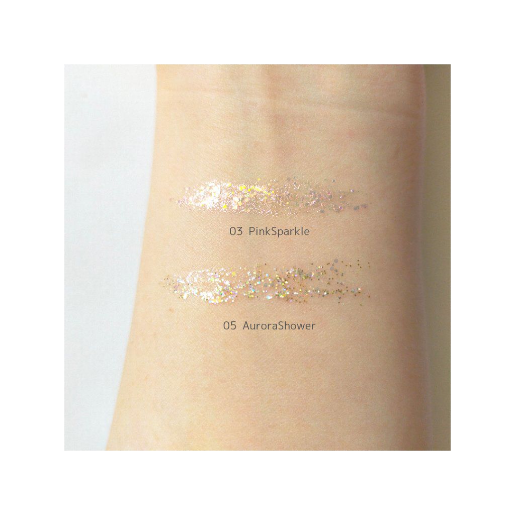 グリッターイルミネーションライナー/CipiCipi/リキッドアイライナーを使ったクチコミ（2枚目）