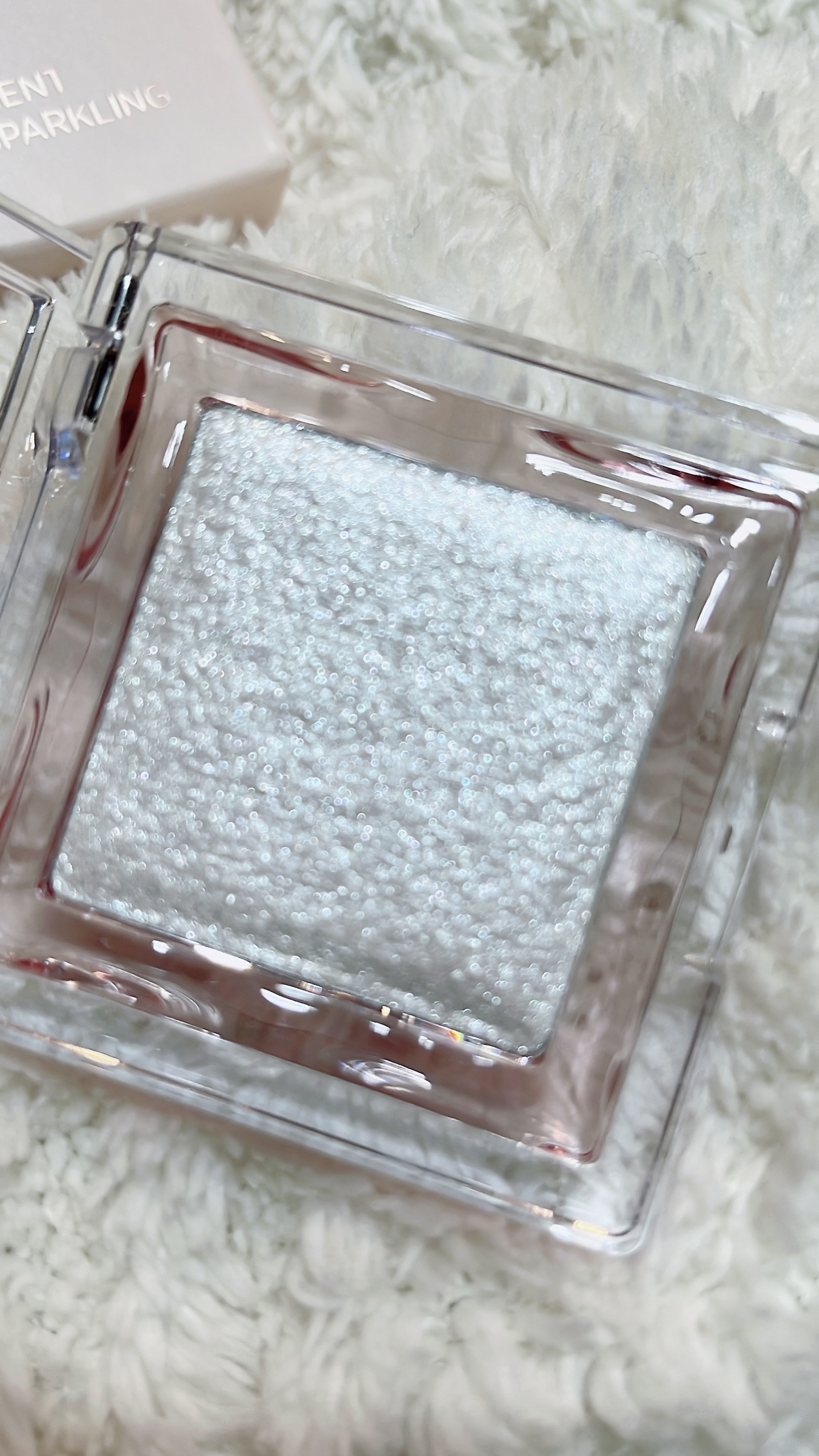 ハイライター Diamond Veil/Glint/パウダーハイライトを使ったクチコミ（2枚目）