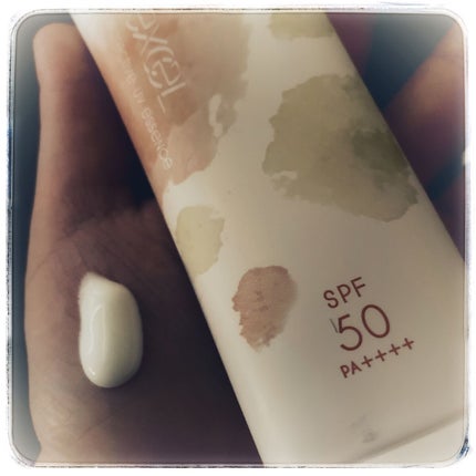 プロテクティブ UVエッセンス 02 ジャスミン&シダー('21)/excel/日焼け止めローションの画像