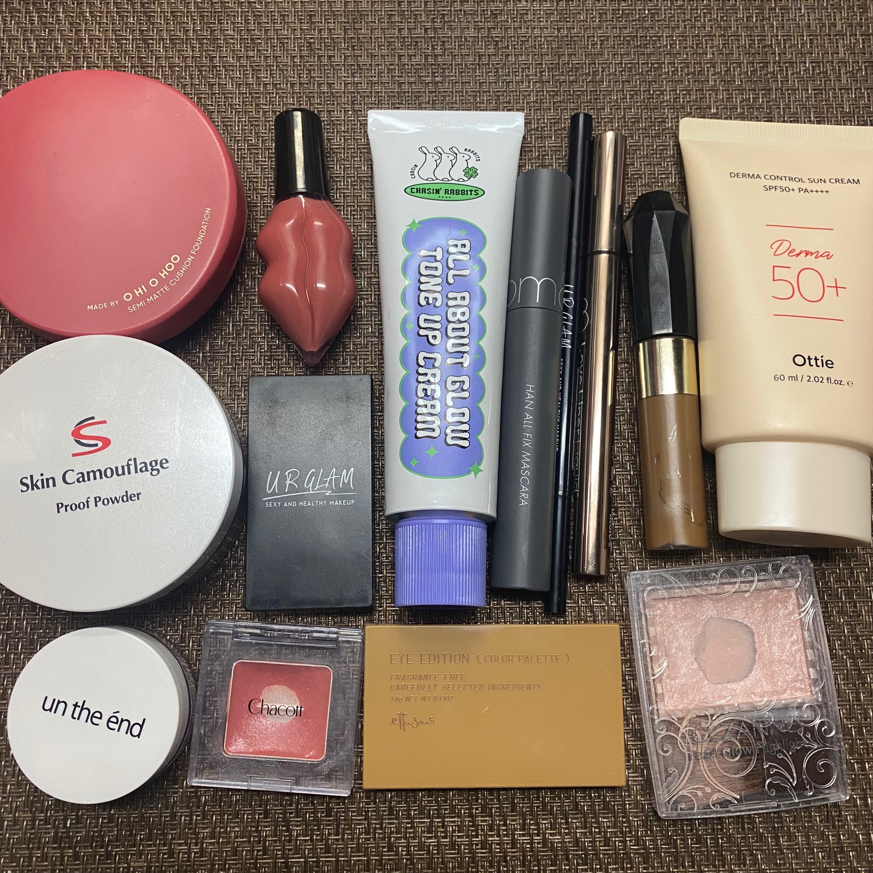 マルチカラーバリエーション グロッシー GL07/チャコット・コスメティクス/単色アイシャドウを使ったクチコミ（3枚目）