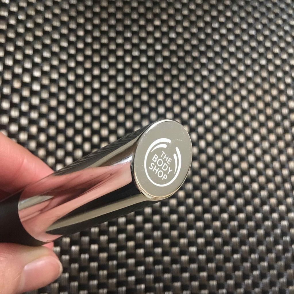 shia. on LIPS 「THEBODYSHOPリップスカッフ(リップ用スクラブ)スティ..」(1枚目)