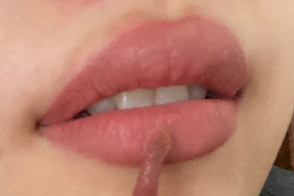 パウダー キス リキッド リップカラー/M・A・C/口紅を使ったクチコミ(4枚目)