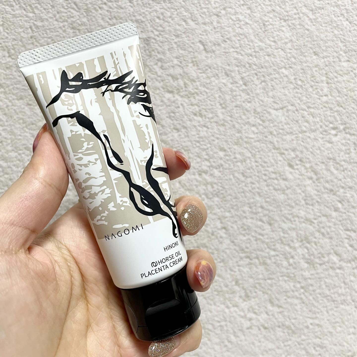 ⾺プラセンタエキス配合 ⾺油クリーム ラベンダーの⾹り/＆NAGOMI/ボディクリームを使ったクチコミ（2枚目）