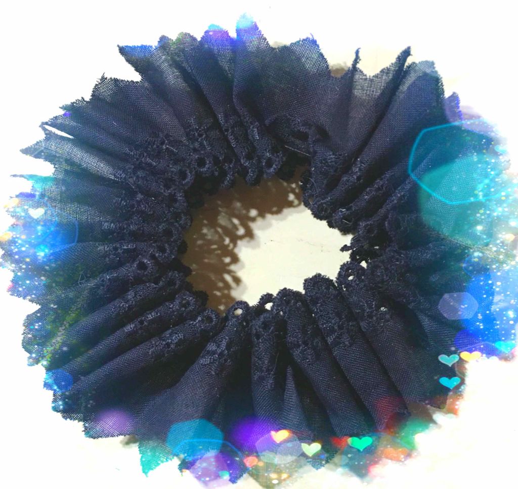 手作り(*´ω｀*)200円ヘアゴム/DAISO/その他を使ったクチコミ（2枚目）