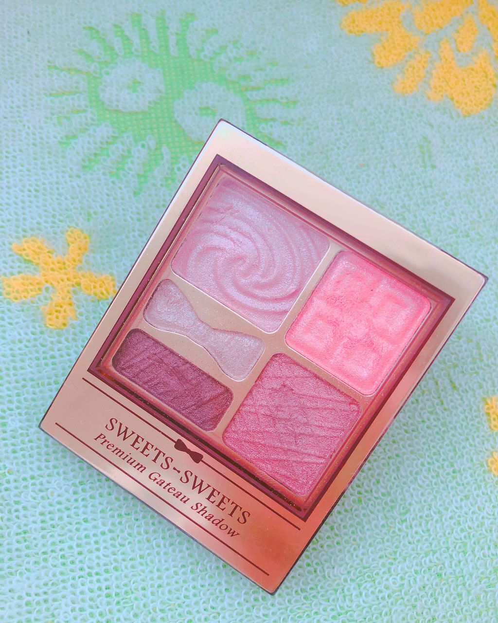 スパークリングアイグロス/スウィーツ スウィーツ/リキッドアイシャドウを使ったクチコミ(1枚目)