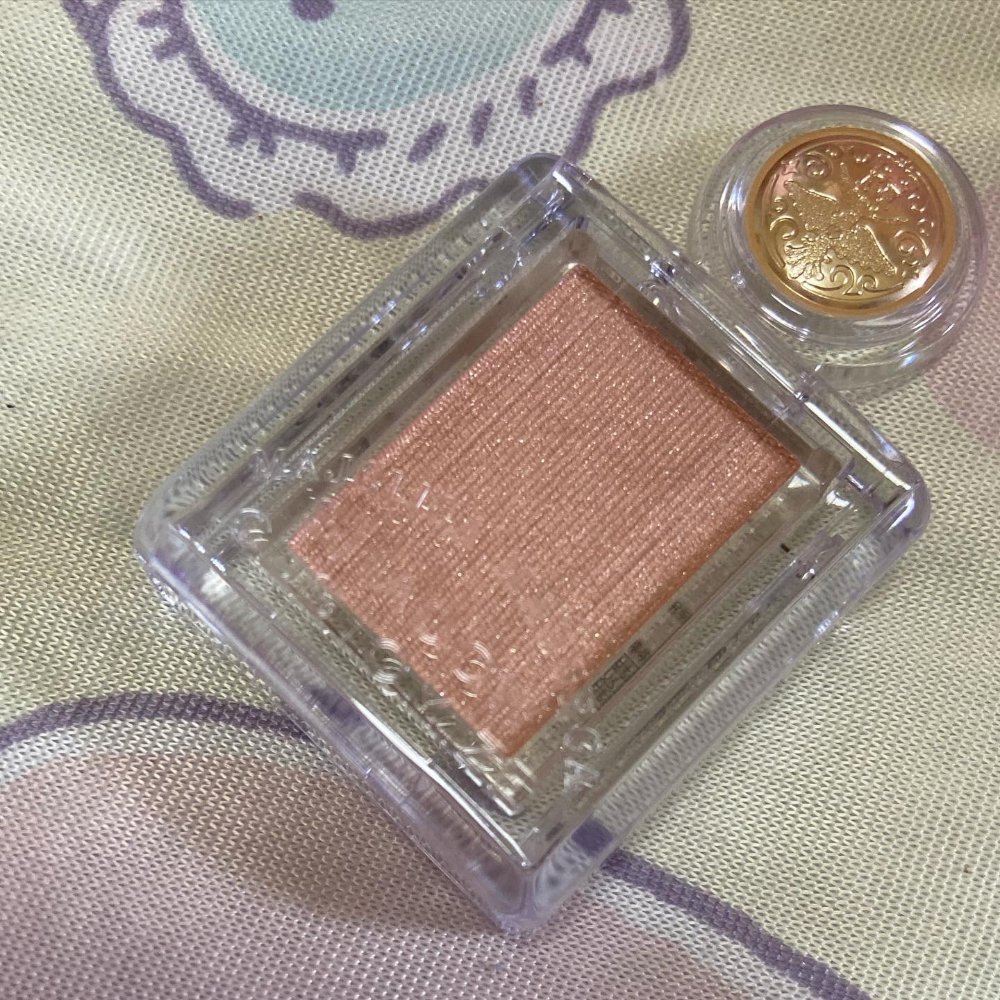 シャドーカスタマイズ BE203 綿菓子/MAJOLICA MAJORCA/単色アイシャドウを使ったクチコミ（2枚目）