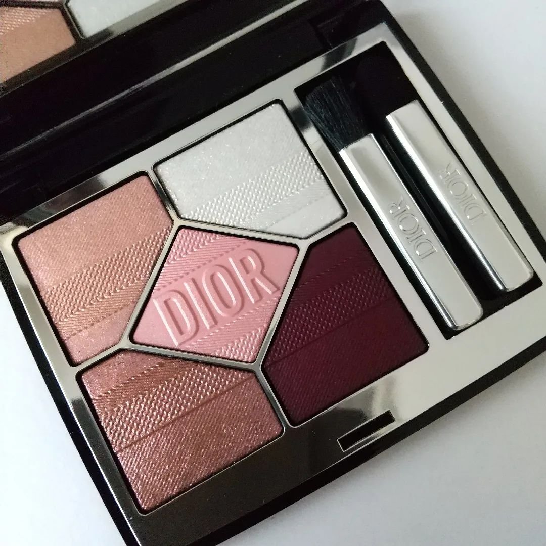 ルージュ アリュール リクィッド ヴェルヴェット｜CHANEL他、1商品を