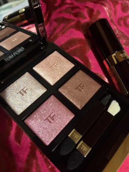 アイ カラー クォード/TOM FORD BEAUTY/アイシャドウパレットを使ったクチコミ(2枚目)