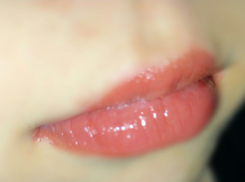 ラスティンググロスリップ/CEZANNE/口紅を使ったクチコミ（3枚目）