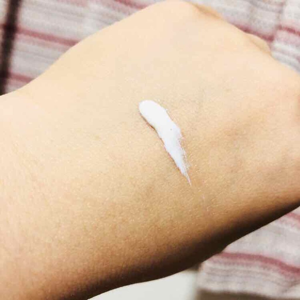 クレッセント ホワイト UV プロテクター/ESTEE LAUDER/日焼け止め・UVケアを使ったクチコミ（2枚目）