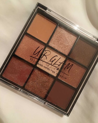 UR GLAM　BLOOMING EYE COLOR PALETTE/U R GLAM/パウダーアイシャドウを使ったクチコミ（1枚目）