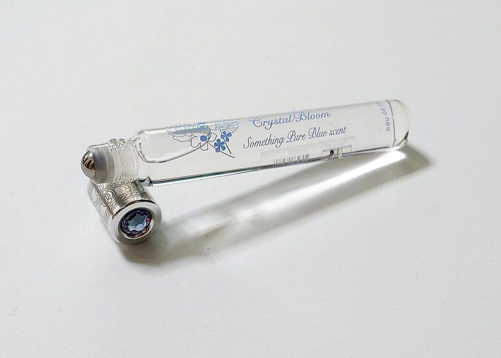 クリスタルブルーム サムシングピュアブルー オードパルファン ローラーボール/JILL STUART/香水(レディース)を使ったクチコミ（2枚目）