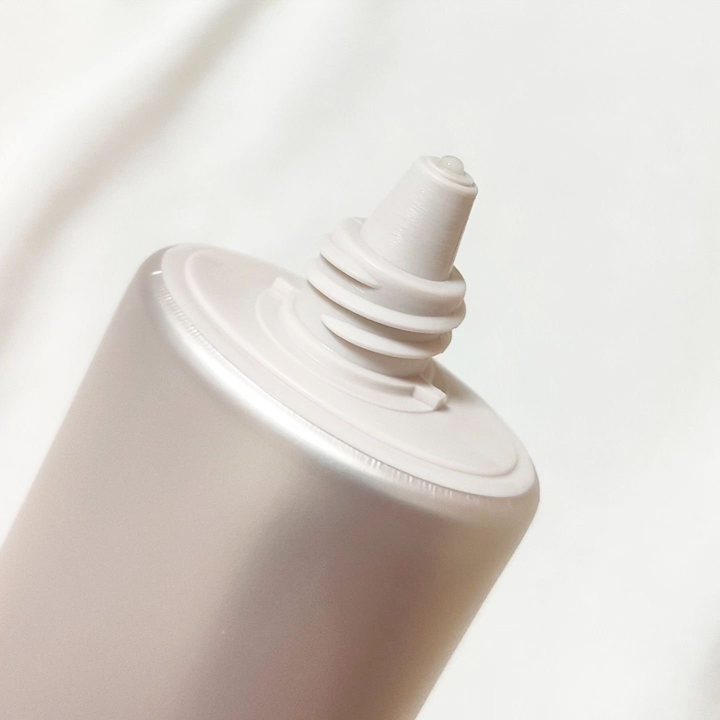 インフィニティ　ビューティーハンドセラム リンクル＆ブライト [医薬部外品]/インフィニティ/ハンドクリームを使ったクチコミ（2枚目）