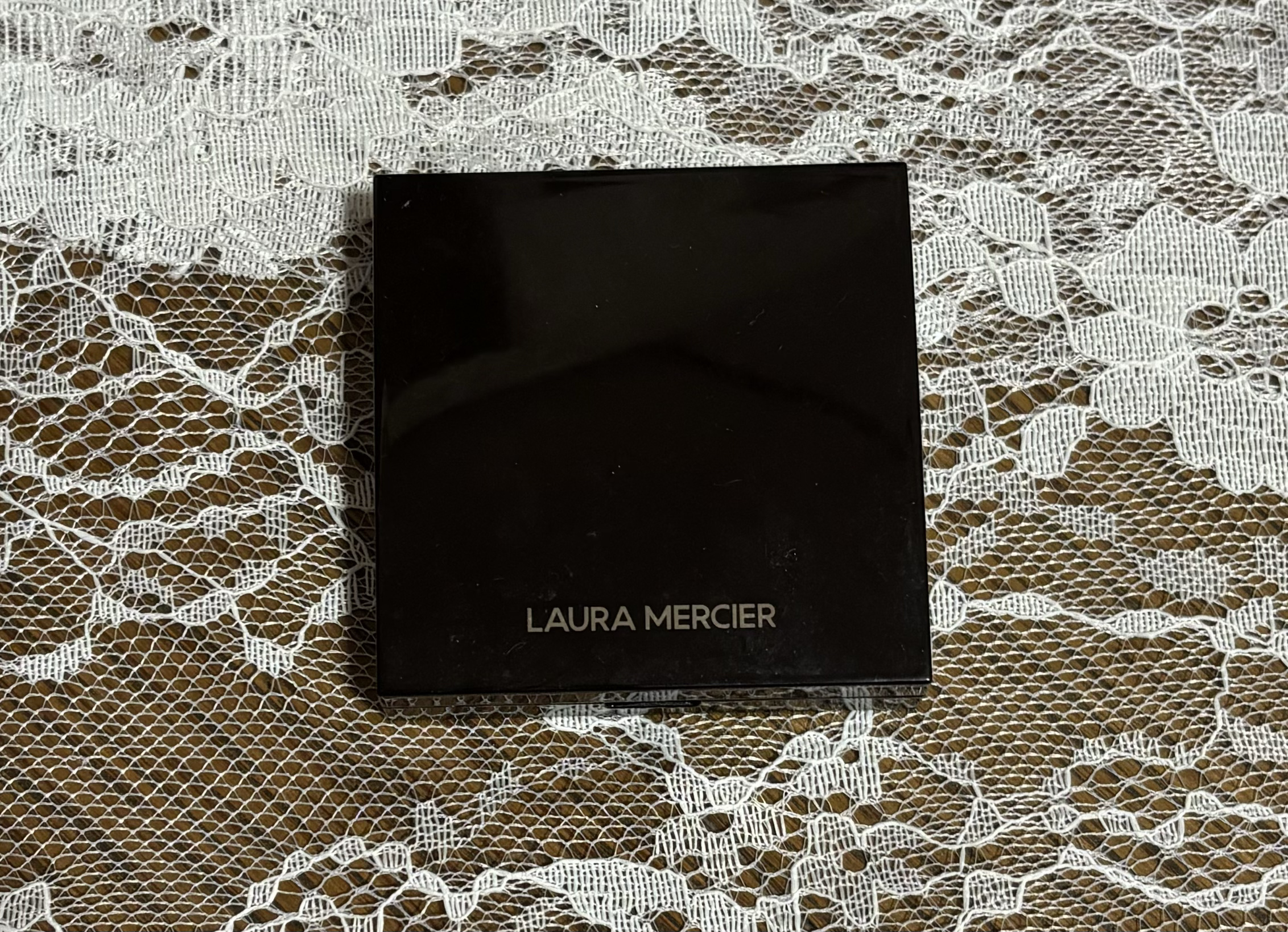 ブラッシュ カラー インフュージョン/ローラ メルシエ/パウダーチークを使ったクチコミ（3枚目）