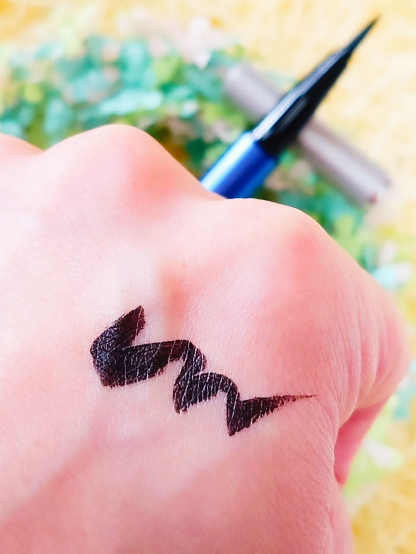 アヴァンセ ラッシュセラムアイライナーEX/アヴァンセ/リキッドアイライナーを使ったクチコミ(6枚目)