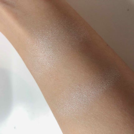 パールグロウハイライト/CEZANNE/パウダーハイライトを使ったクチコミ(3枚目)