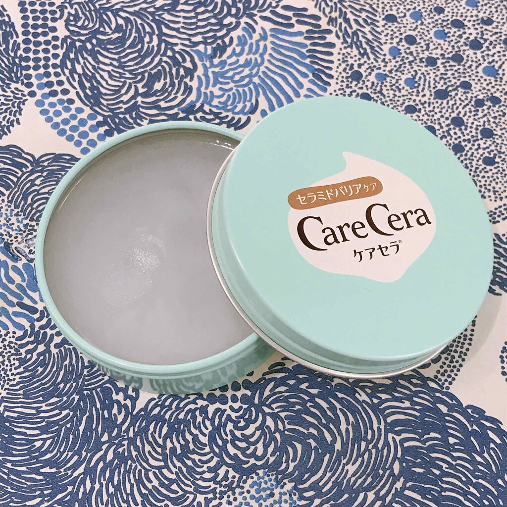 ケアセラ 高保湿スキンバームのクチコミ「バームの方はこんな感じ。
ワセリンのような感じで、結構固めかな？と思いつつ肌にのせると体温でと.....」（1枚目）