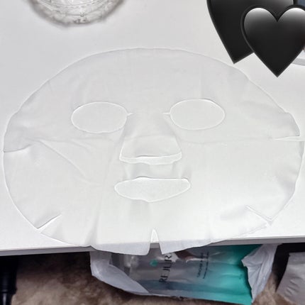 REJURAN モイスチャートリートメントマスク(23ml×5枚入り)/REJURAN COSMETICS/シートマスク・パックを使ったクチコミ(4枚目)