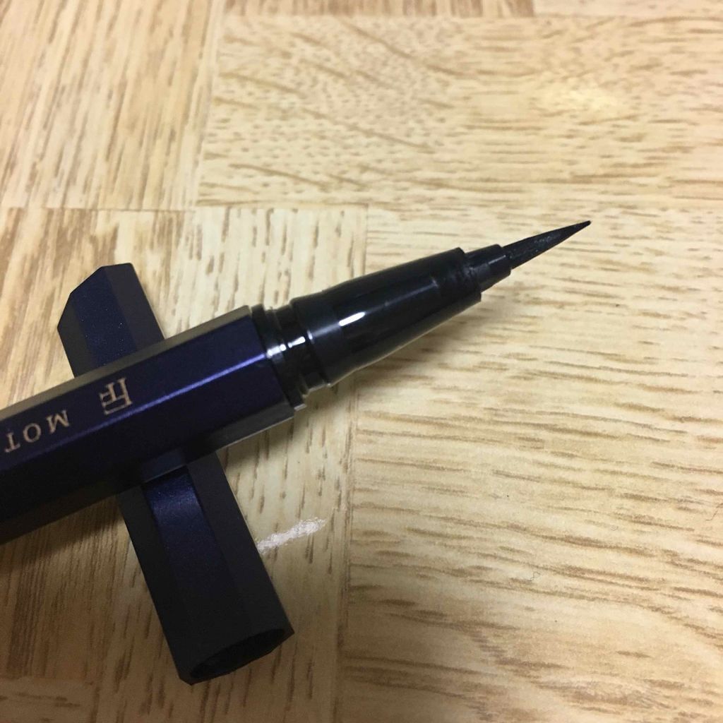 モテライナー リキッド/UZU BY FLOWFUSHI/リキッドアイライナーを使ったクチコミ（3枚目）