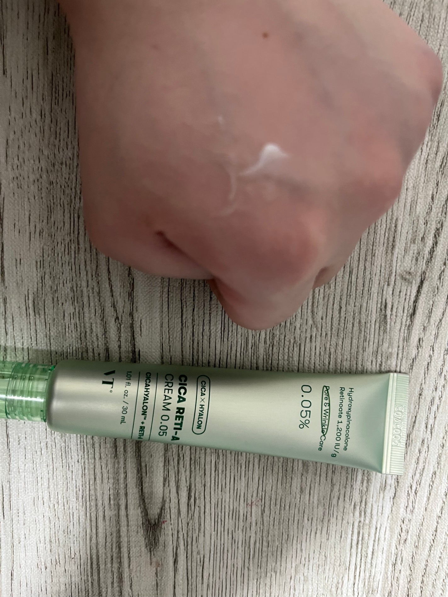 シカレチA エッセンス0.1/VT/美容液を使ったクチコミ(3枚目)