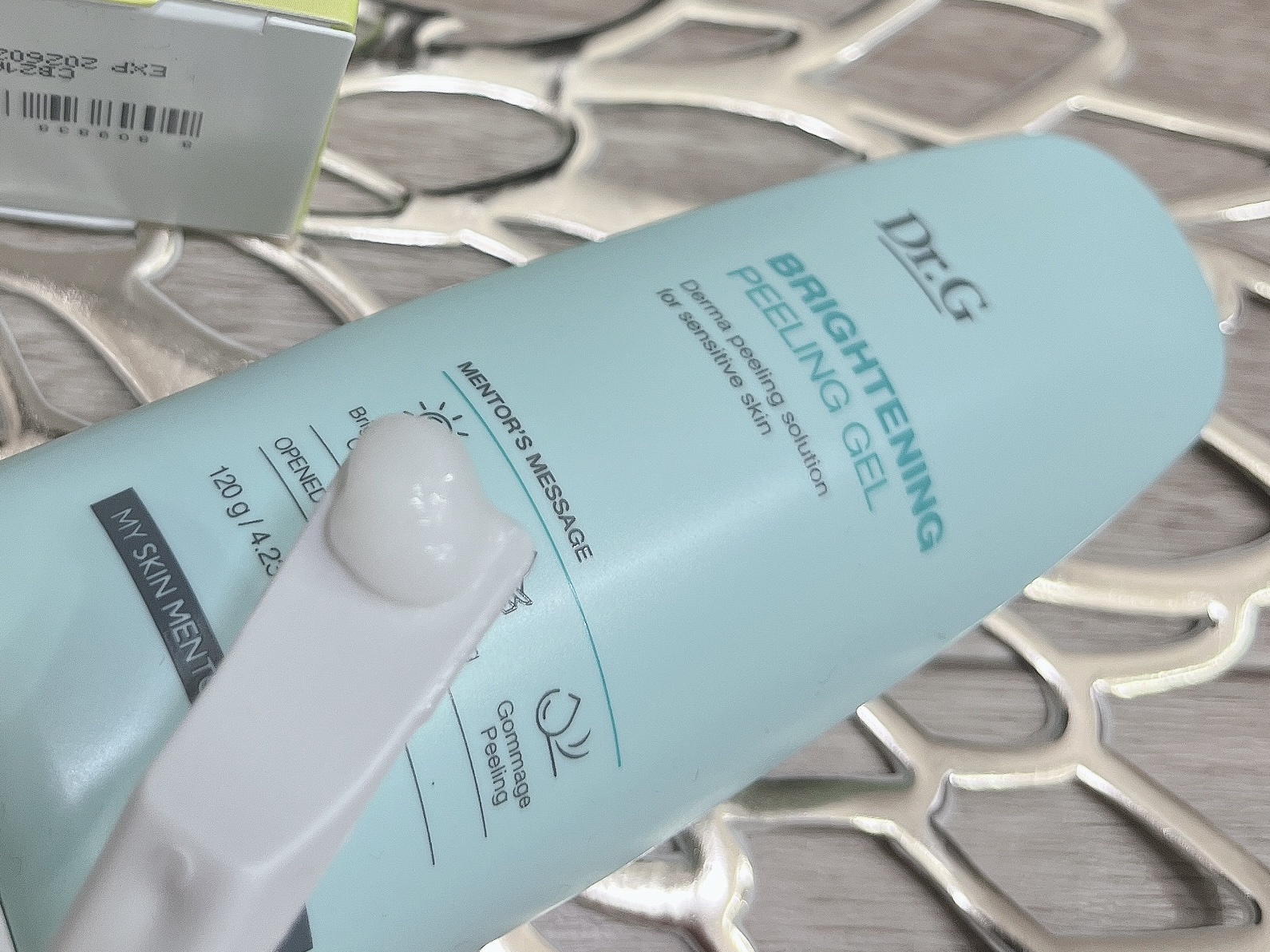 ブライトニングピーリングジェル/Dr.G/ピーリングを使ったクチコミ（3枚目）