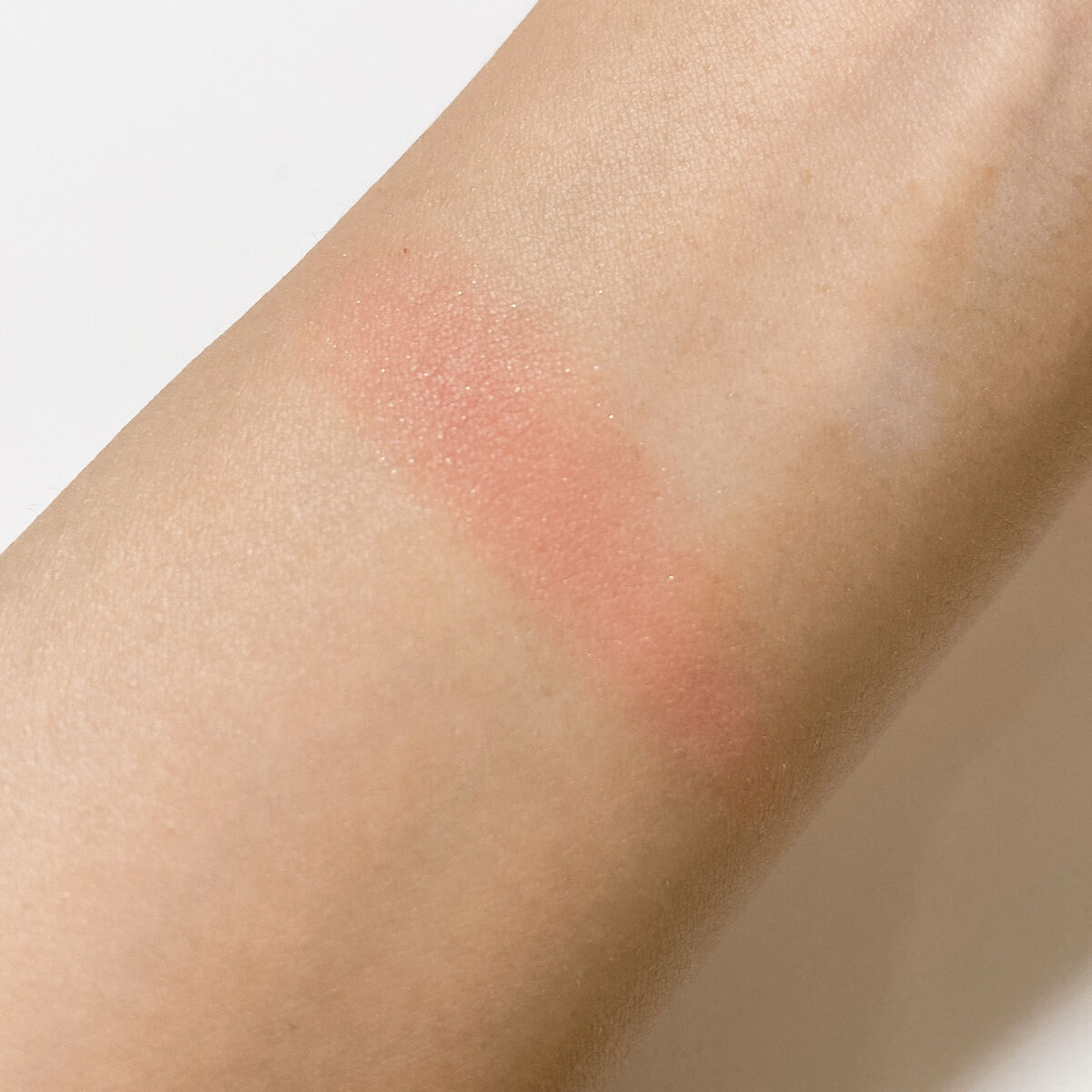 Luv Beam Cheek #04 Selfie Red/lilybyred/パウダーチークを使ったクチコミ（3枚目）