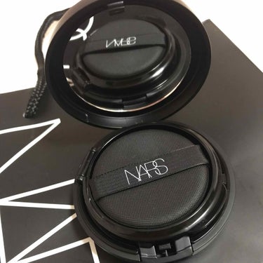 アクアティックグロー クッションコンパクト/NARS/クッションファンデーションを使ったクチコミ（2枚目）