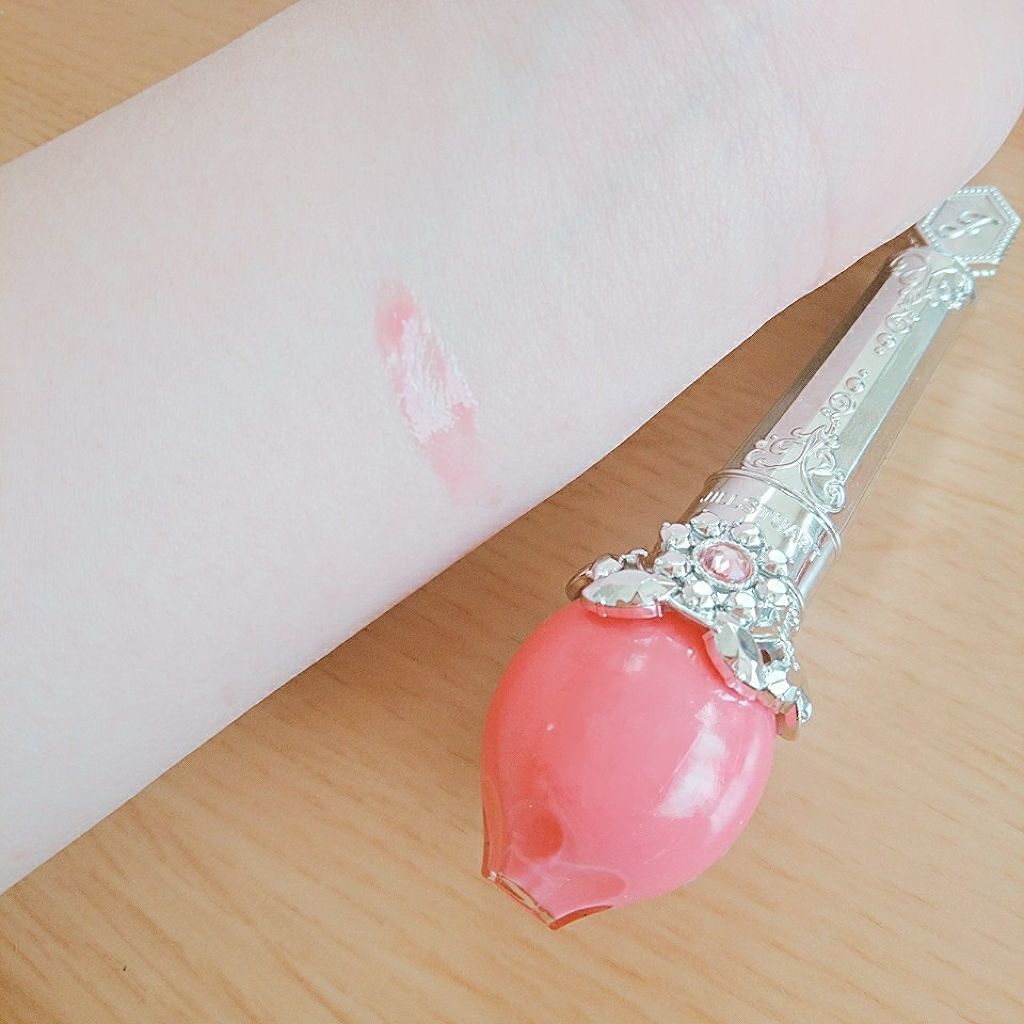フォーエヴァージューシー オイルルージュ シアー 05strawberry float/JILL STUART/口紅を使ったクチコミ（2枚目）