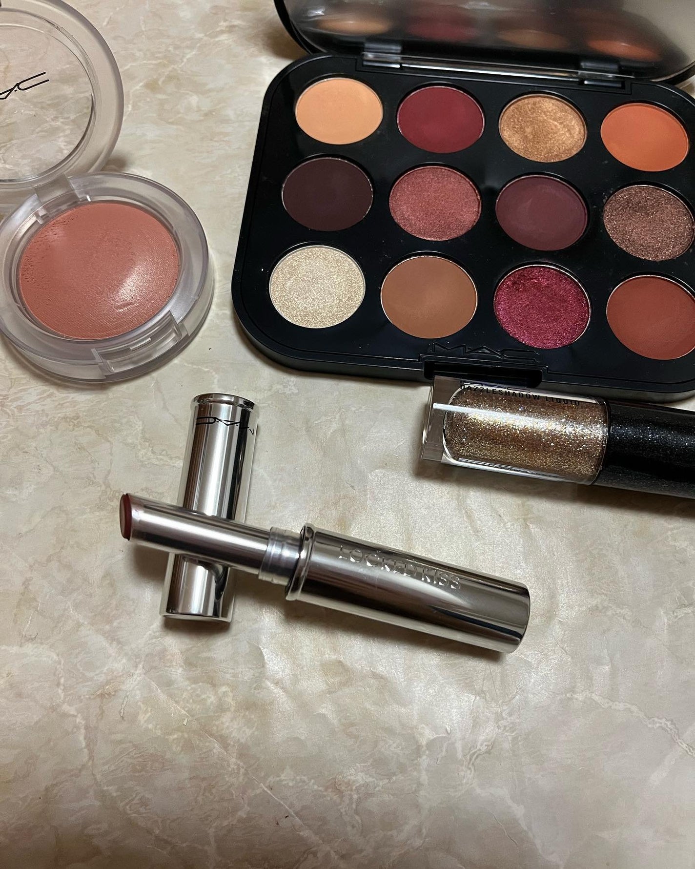 ダズルシャドウ リキッド/M・A・C/リキッドアイシャドウを使ったクチコミ(1枚目)