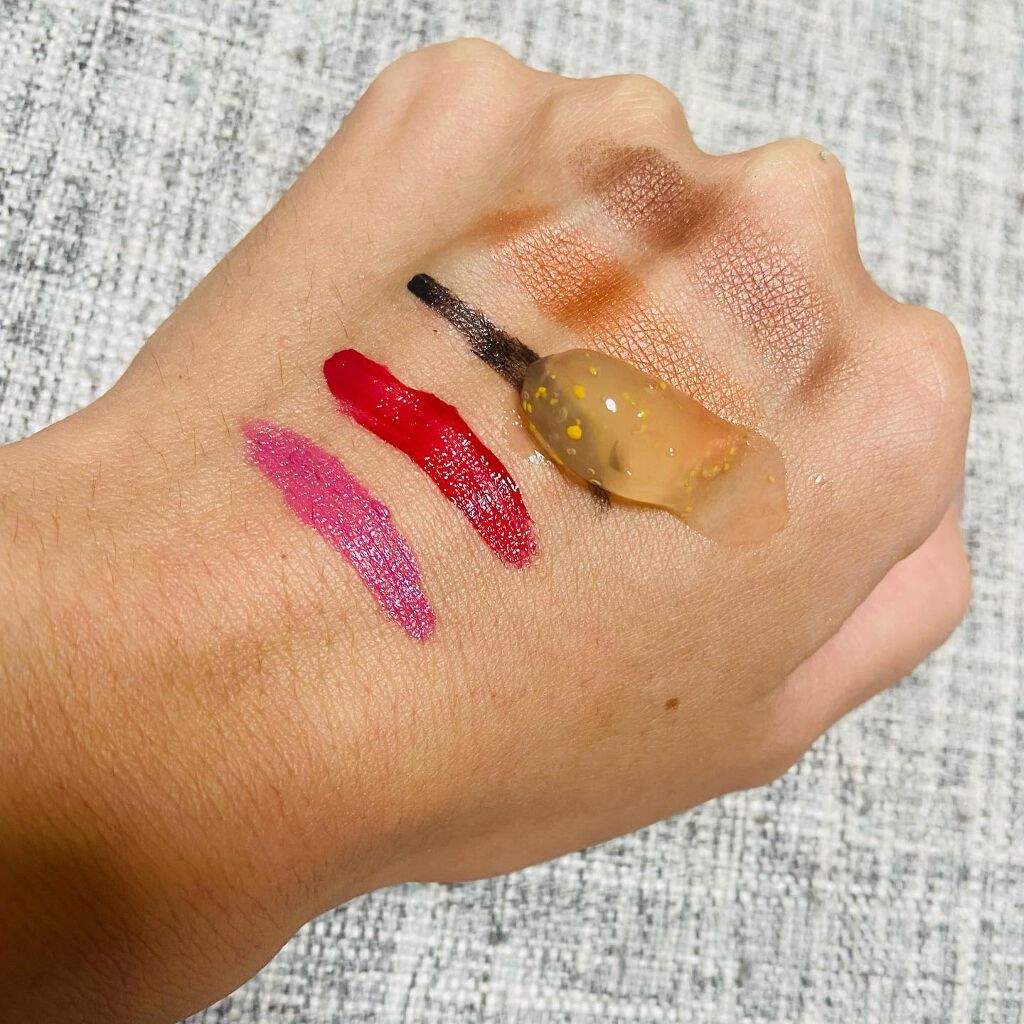 asucoco on LIPS 「6種のビタミンを凝縮したビタミンカプセル配合で高いクレンジング..」(3枚目)