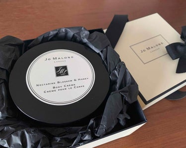 Jo MALONE LONDON ネクタリン ブロッサム ＆ ハニー ボディ クレームのクチコミ「Jo MALONE LONDON
ネクタリン ブロッサム ＆ ハニー 
ボディ クレーム


.....」（1枚目）