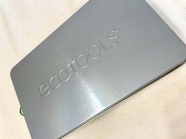 EcoTools Daily Defined Eye Brush Set, 5 Piece Set & Storage Trayのクチコミ「EcoTools
デイリーアイメイクブラシキット

ケース付きのアイメイクブラシキット🌟

◎.....」（3枚目）