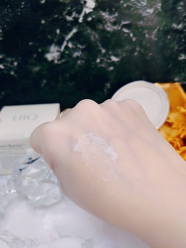 バイオームバリアコラーゲンファーミングクレンジングバーム/UIQ/クレンジングバームを使ったクチコミ（3枚目）