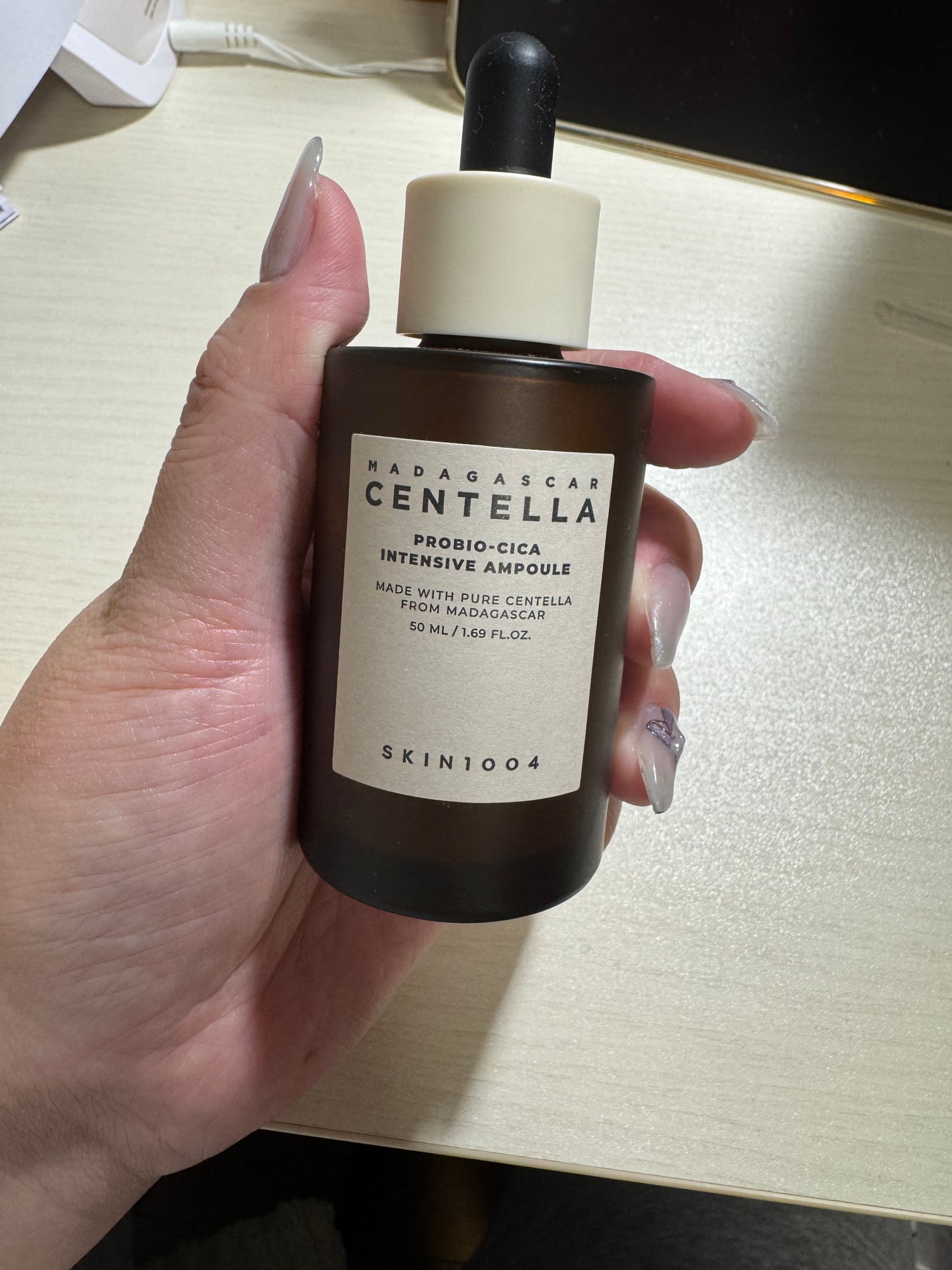 なつきもち on LIPS 「乳液のようにとろみのある美容液です!お風呂上がりや洗顔後、1番..」(1枚目)