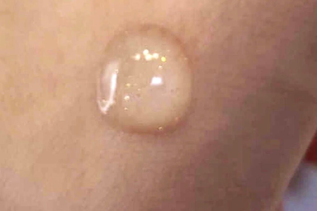 ラディアント タッチ ブラープライマー/YVES SAINT LAURENT BEAUTE/化粧下地を使ったクチコミ(2枚目)