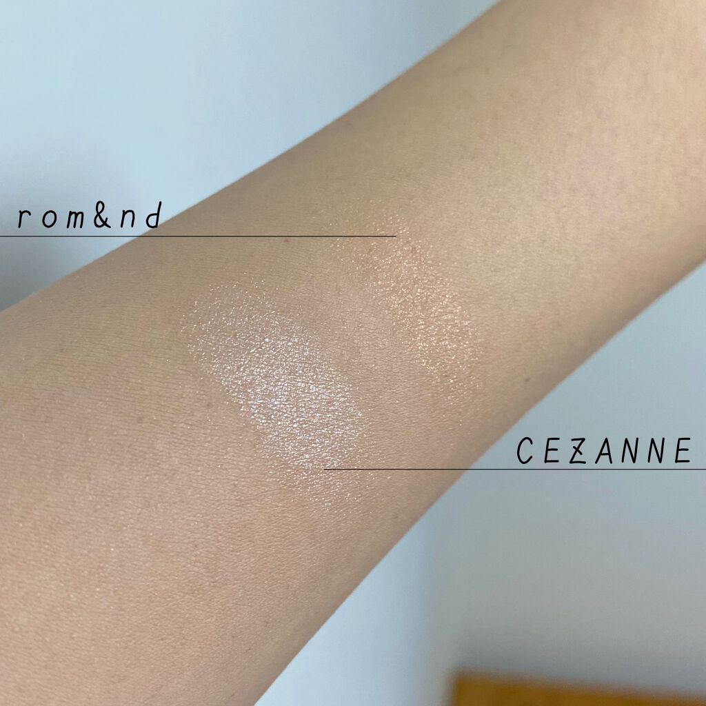 パールグロウハイライト/CEZANNE/パウダーハイライトを使ったクチコミ（2枚目）