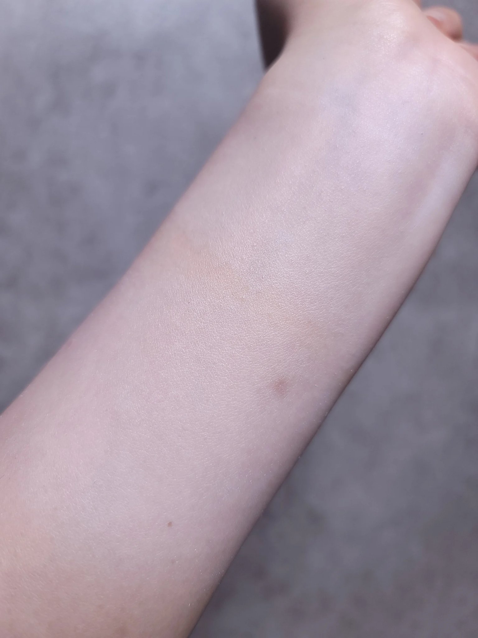 【旧】スノー メイクアップ ベース UV35 SPF35／PA+++/Dior/化粧下地を使ったクチコミ（3枚目）