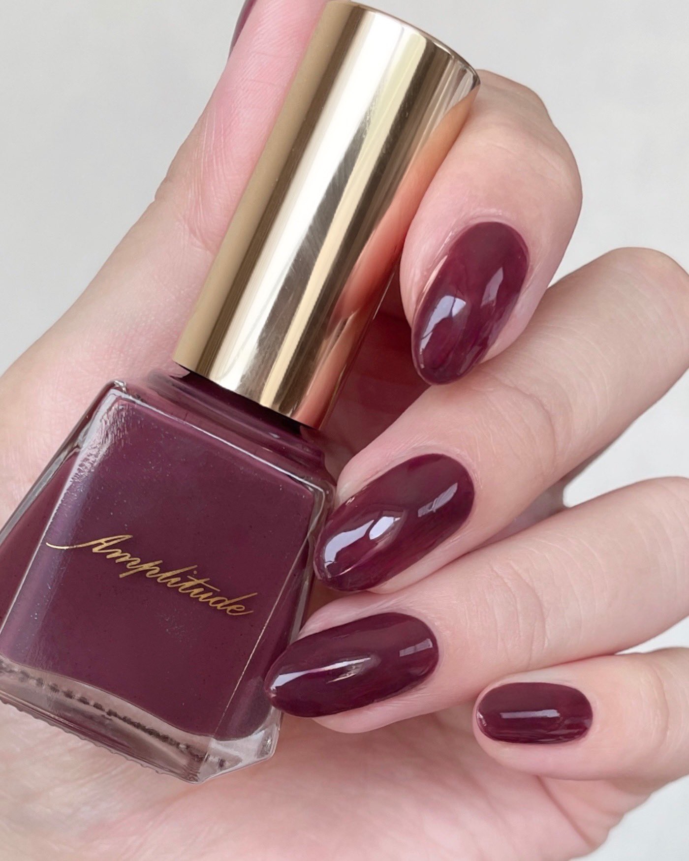 コンスピキュアス ネイルカラー　/Amplitude/マニキュアを使ったクチコミ（2枚目）