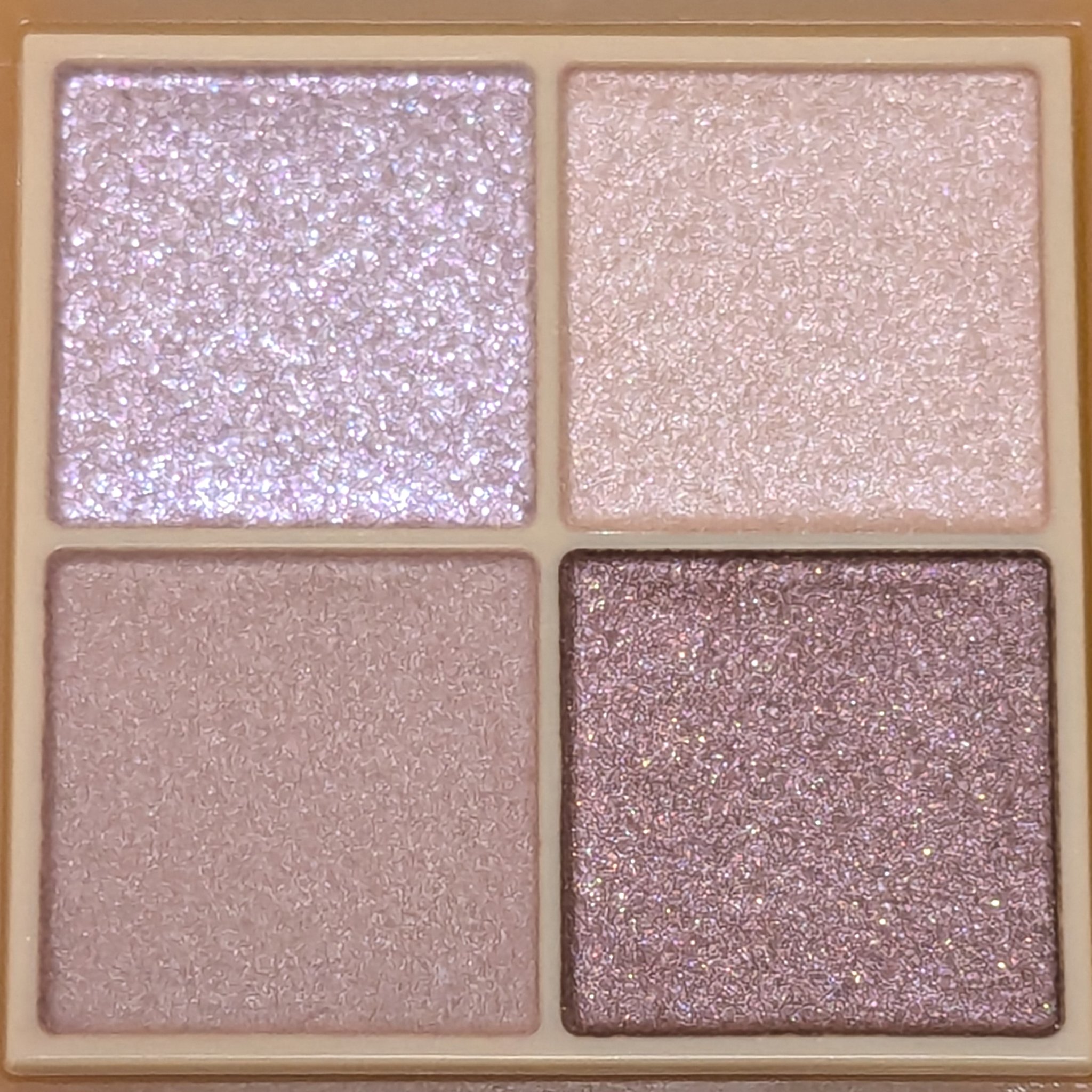 ベージュトーンアイシャドウ/CEZANNE/アイシャドウパレットを使ったクチコミ（3枚目）